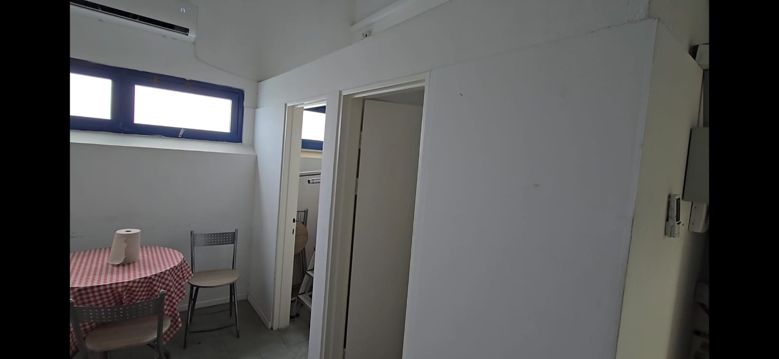 הורדת קיר ביטון - הרחבת חלל חדר אוכל 